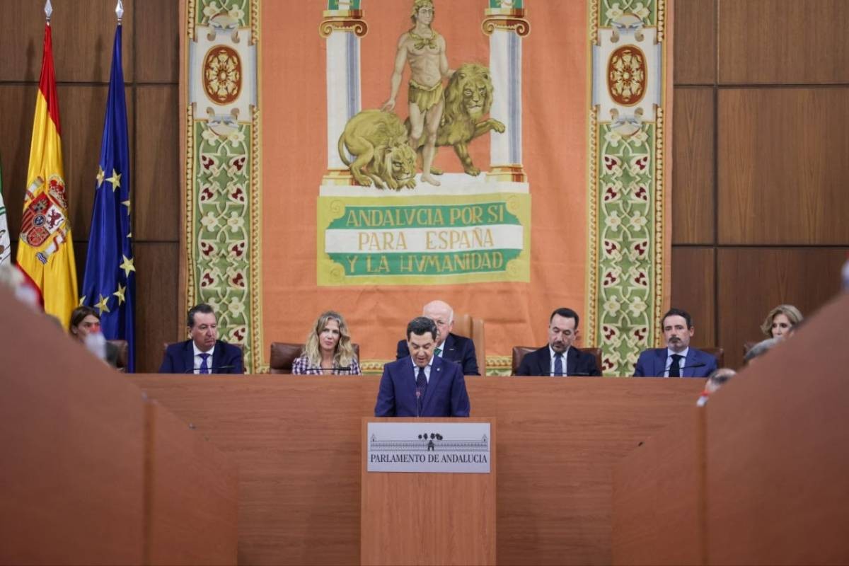 Juanma Moreno firma un discurso de equilibrismos ante Vox: &amp;quot;Quién sabe si se repetirán elecciones&amp;quot;