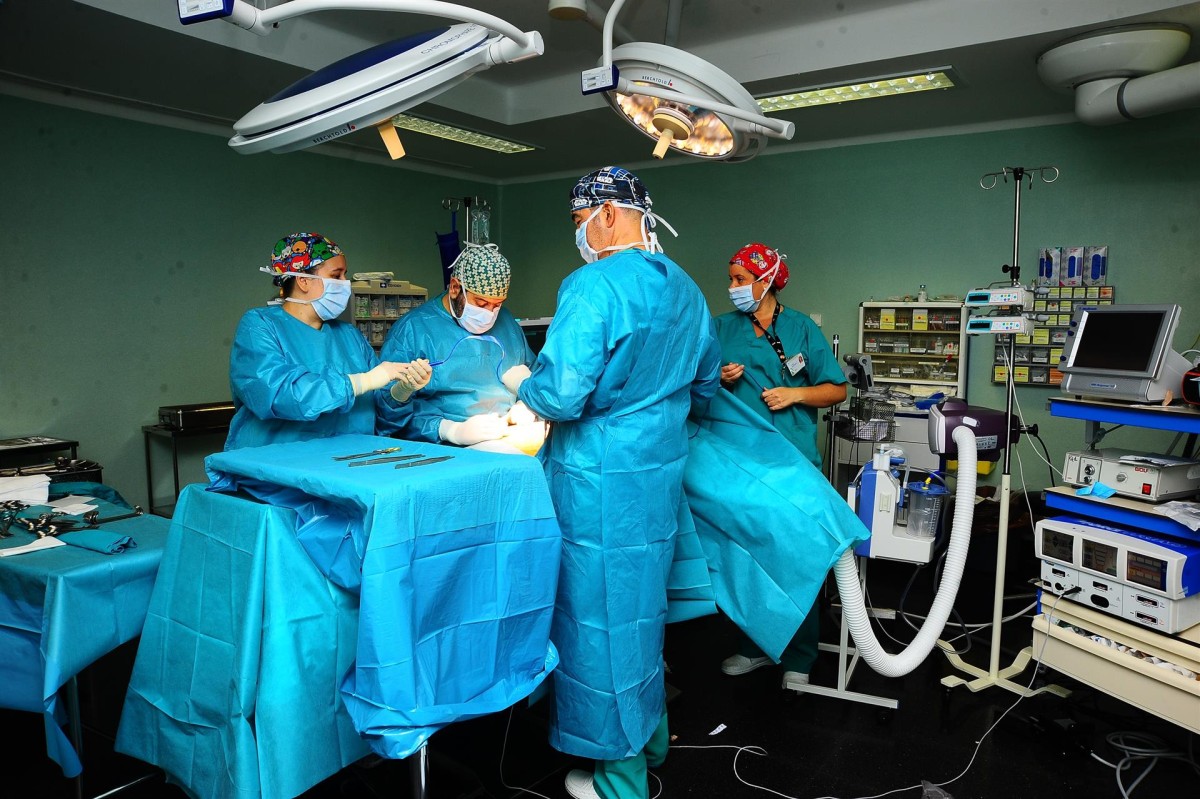 Los hospitales de Jerez y Puerto Real, los primeros de Andalucía en acreditar su excelencia en las cirugías