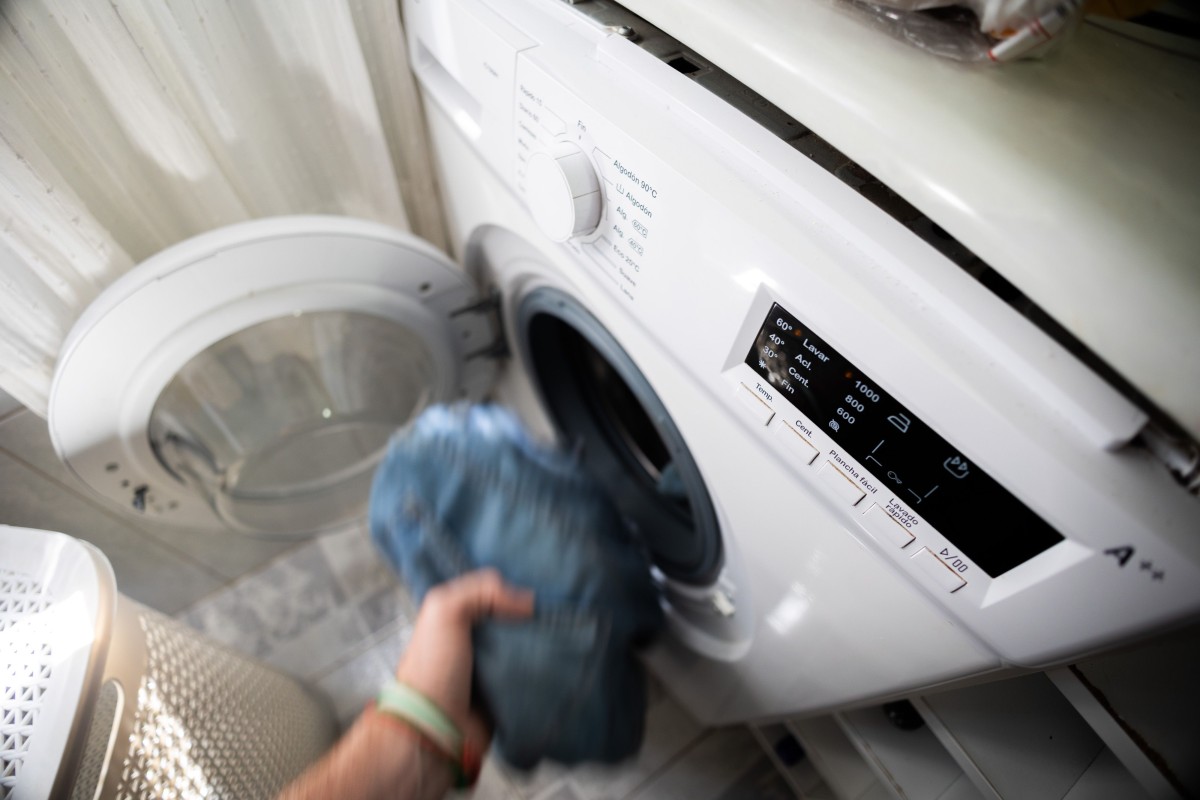 Precio de la luz hoy, jueves 25 de junio: estas son las horas ideales para poner la lavadora o el lavavajillas