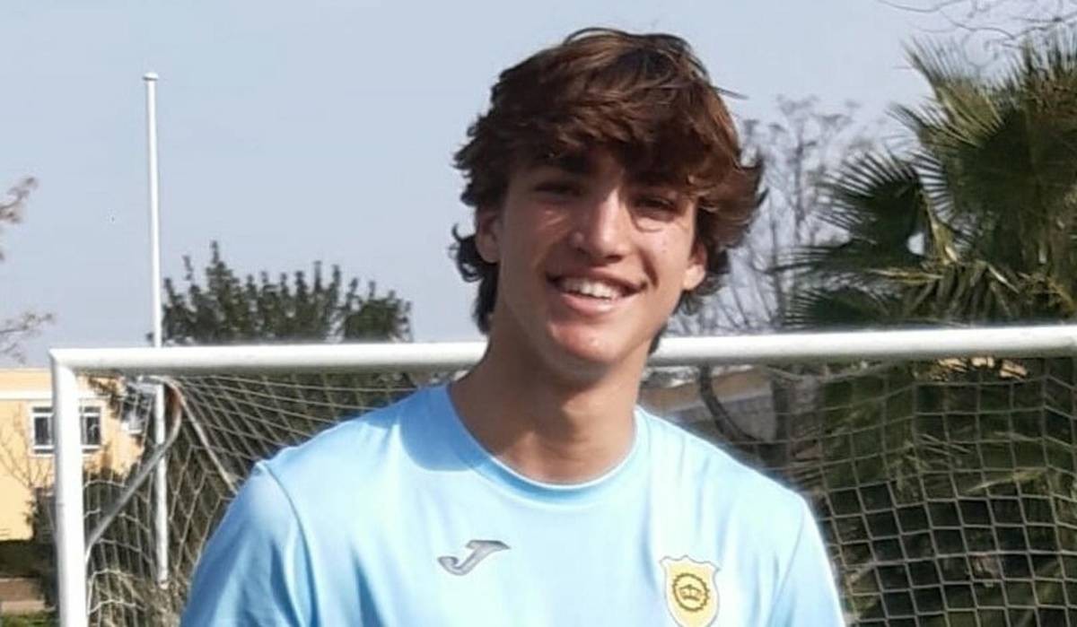 Muere Carlos De Cabo, el &amp;#039;Pistolero&amp;#039; del equipo de fútbol Círculo del Porvenir de Sevilla: &amp;quot;Siempre en nuestro corazón&amp;quot;