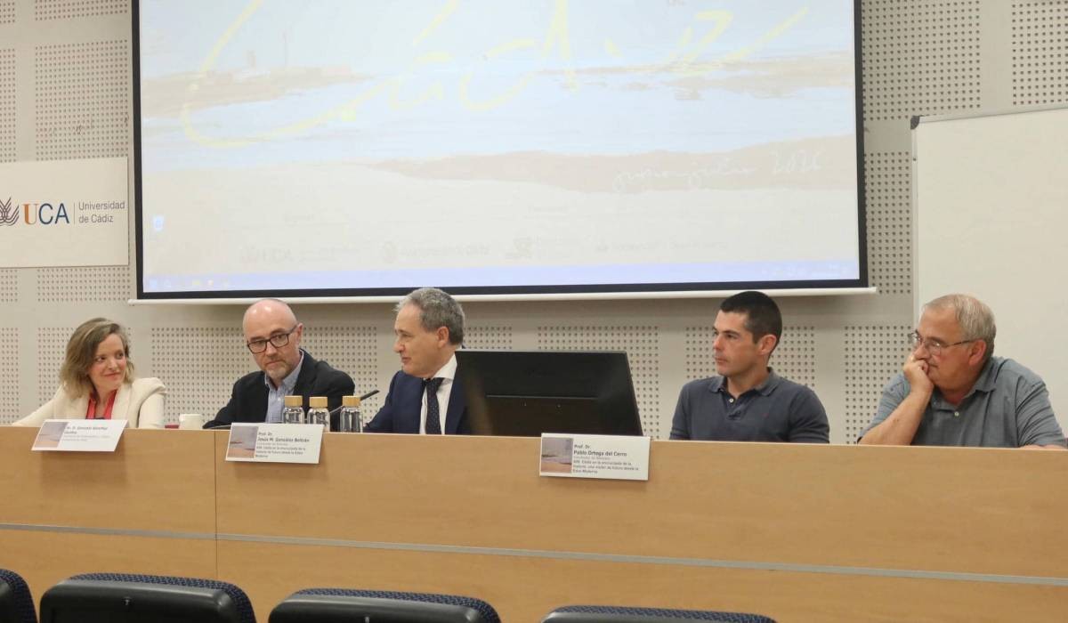 Caballero Bonald, Vandelvira y migraciones: la Universidad de Cádiz arranca sus cursos de verano con más de cien expertos