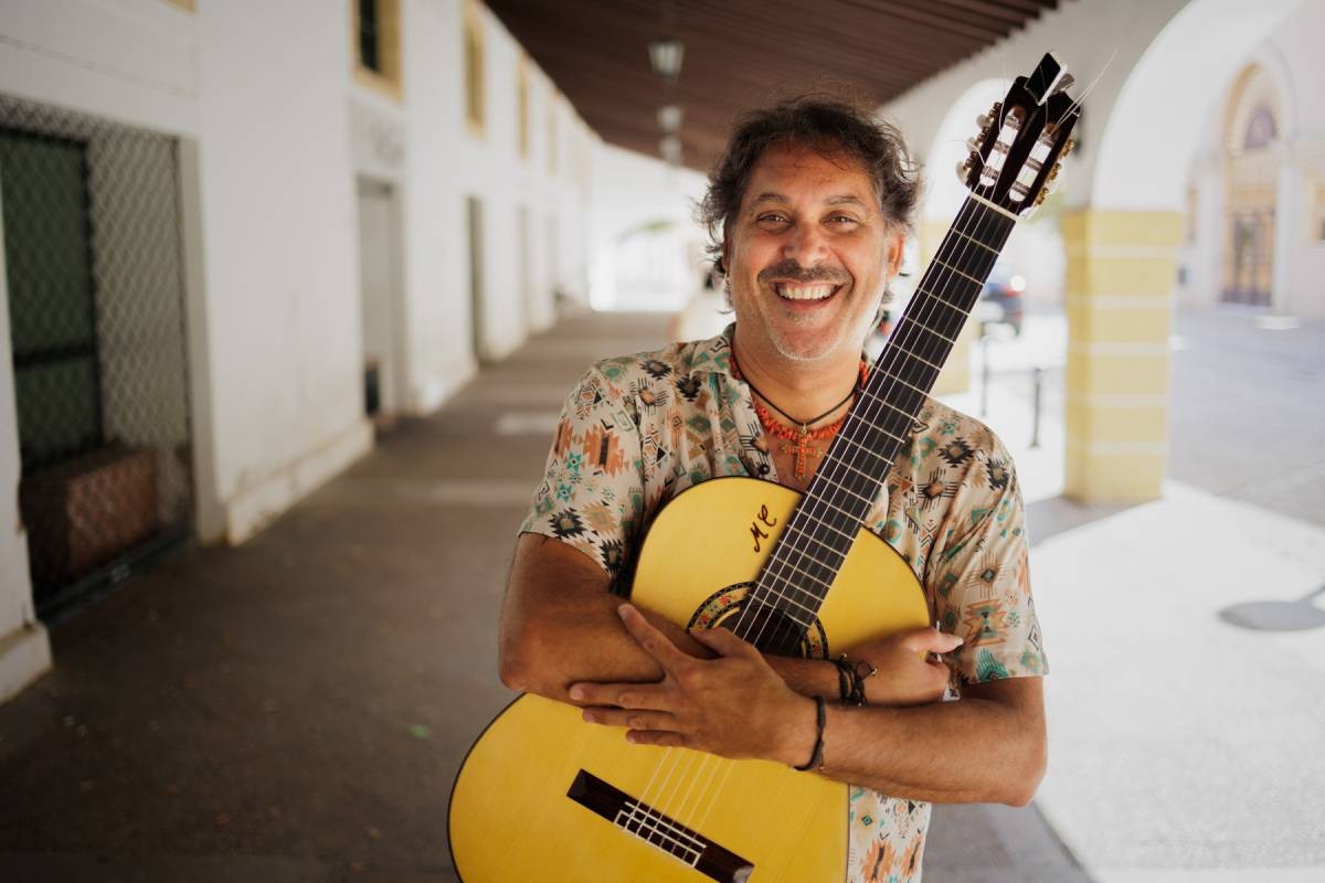 Curro Carrasco reúne a &amp;quot;la familia que te toca y la que se elige&amp;quot; para presentar ‘Sarmiento’ en una fiesta flamenca única en Jerez