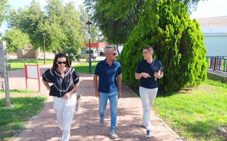 Torrecera ya se beneficia del nuevo contrato de parques y jardines de Jerez, que atiende una demanda histórica