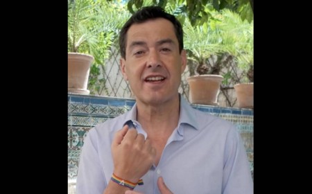 Juanma Moreno reivindica el Día del Orgullo LGTBIQAP+ en la víspera de su investidura, pendiente de Vox