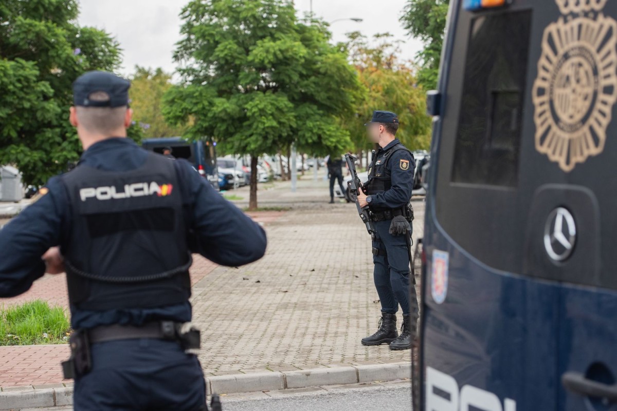Escapa de una prisión de Cataluña en Navidad y la Policía lo localiza en Sevilla meses después en pleno verano