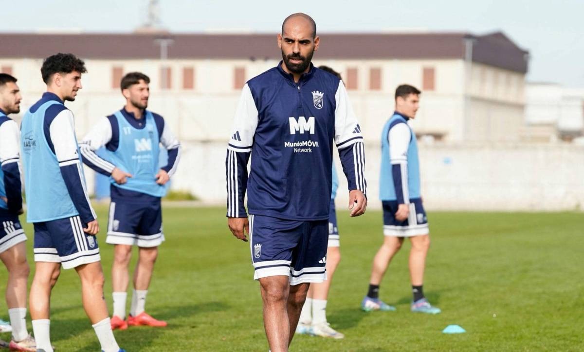 De referente del Cádiz CF a ganarse el cariño de Chapín: el Xerez CD hace oficial el fichaje de &amp;#039;Fali&amp;#039;