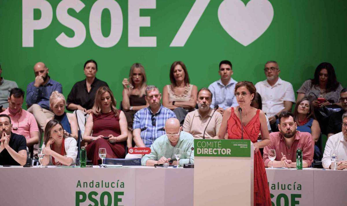 Montero carga contra el pacto PP-Vox en Andalucía: &amp;quot;Moreno estaba dispuesto a cualquier cosa para mantenerse en el sillón&amp;quot;