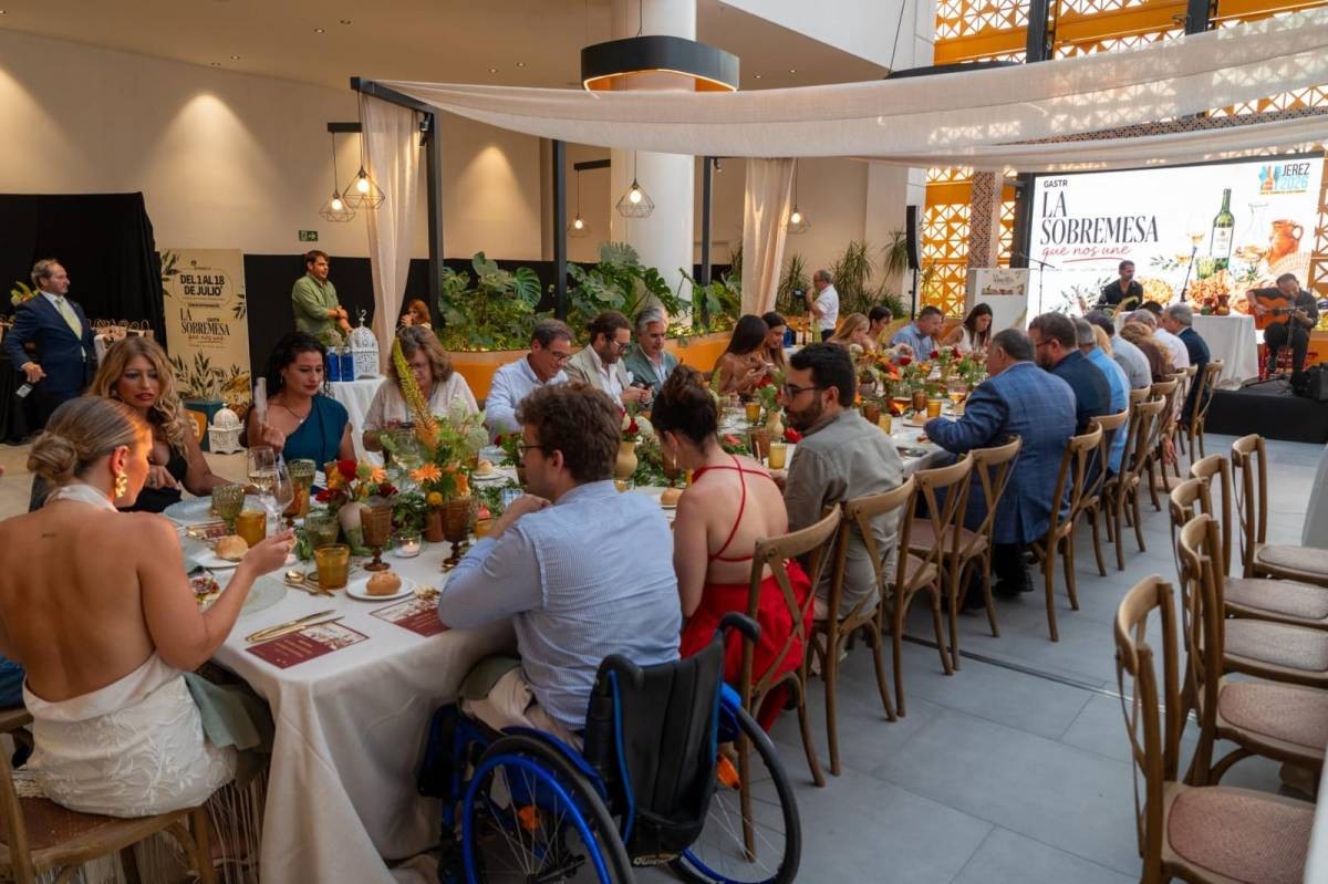 Una cena benéfica en Área Sur para apoya la gran labor de Afanas en la provincia de Cádiz