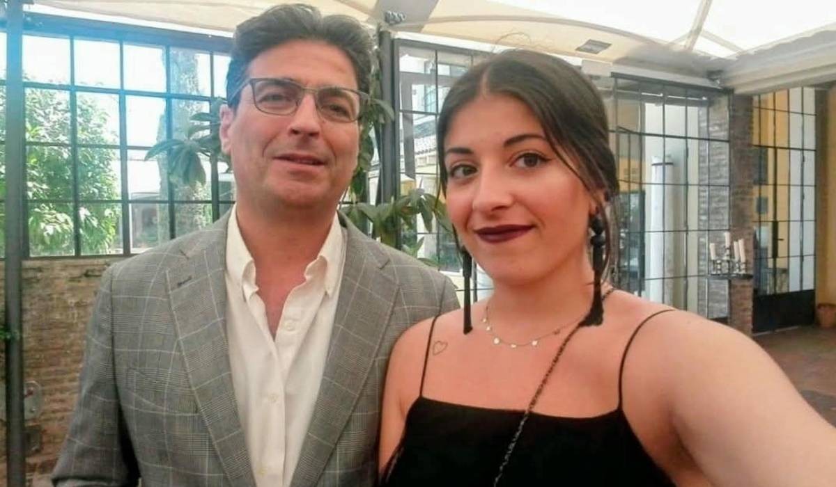 La carta del padre de Fuente Clara a Juanma Moreno tras pactar con Vox: &amp;quot;Le invito a que se suba a mi coche&amp;quot;