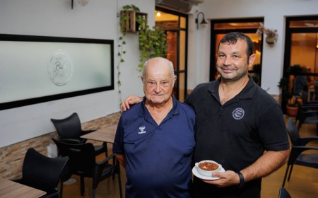 Pico Reja: la taberna más céntrica de Los Palacios pasa de bodega a restaurante sin subir los precios