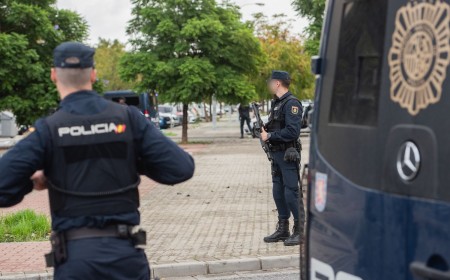 Escapa de una prisión de Cataluña en Navidad y la Policía lo localiza en Sevilla meses después en pleno verano