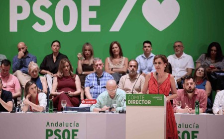 Montero carga contra el pacto PP-Vox en Andalucía: &amp;quot;Moreno estaba dispuesto a cualquier cosa para mantenerse en el sillón&amp;quot;