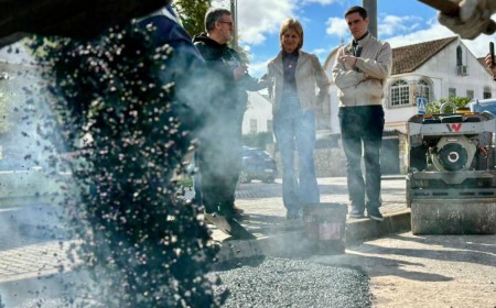 La &amp;#039;marea negra&amp;#039; llega a Jerez: estas son las primeras 13 calles que serán reasfaltadas